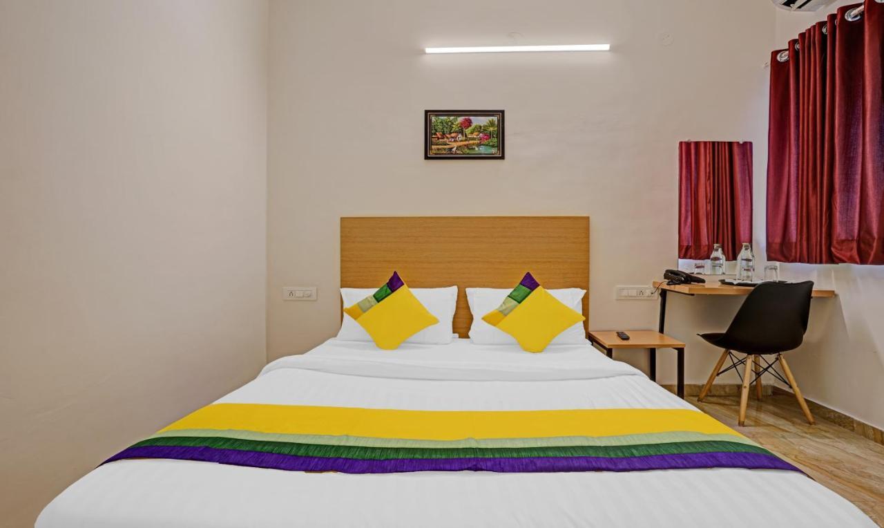 Itsy Hotels Flowers Park Нашик Екстер'єр фото